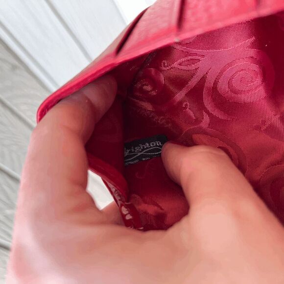 Brighton Crocodile Embossed Burgundy Red Leather Billfold Wallet - Picture 8 of 9